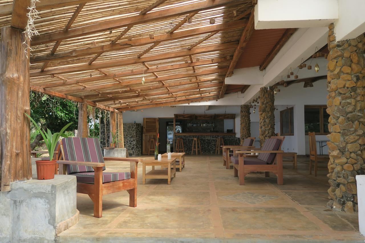 Hotel Playa Reina Llano de Mariato Exteriör bild