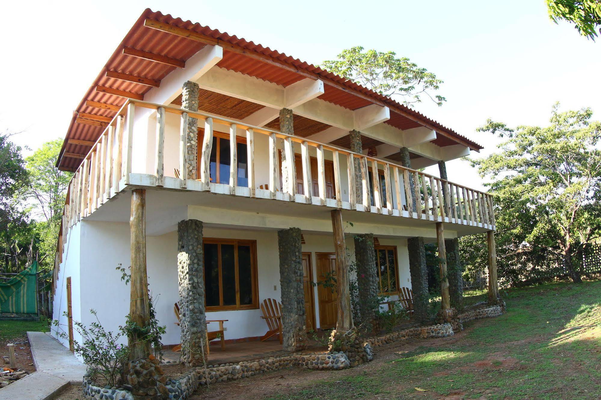 Hotel Playa Reina Llano de Mariato Exteriör bild