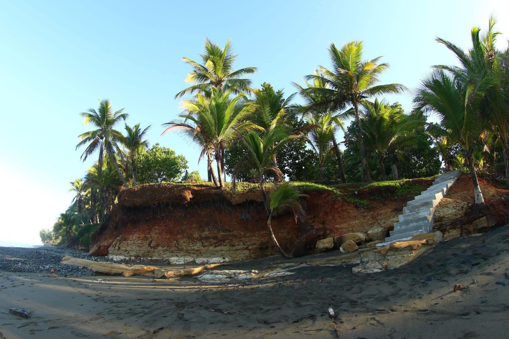Hotel Playa Reina Llano de Mariato Exteriör bild