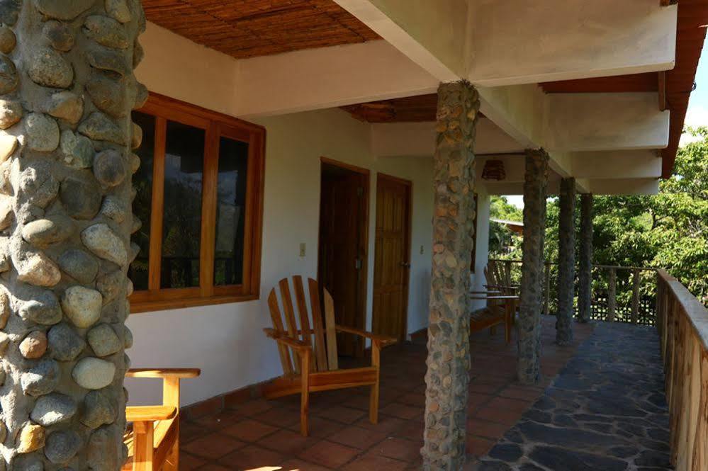 Hotel Playa Reina Llano de Mariato Exteriör bild